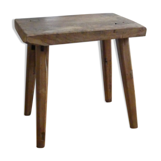 Tabouret bois brutaliste