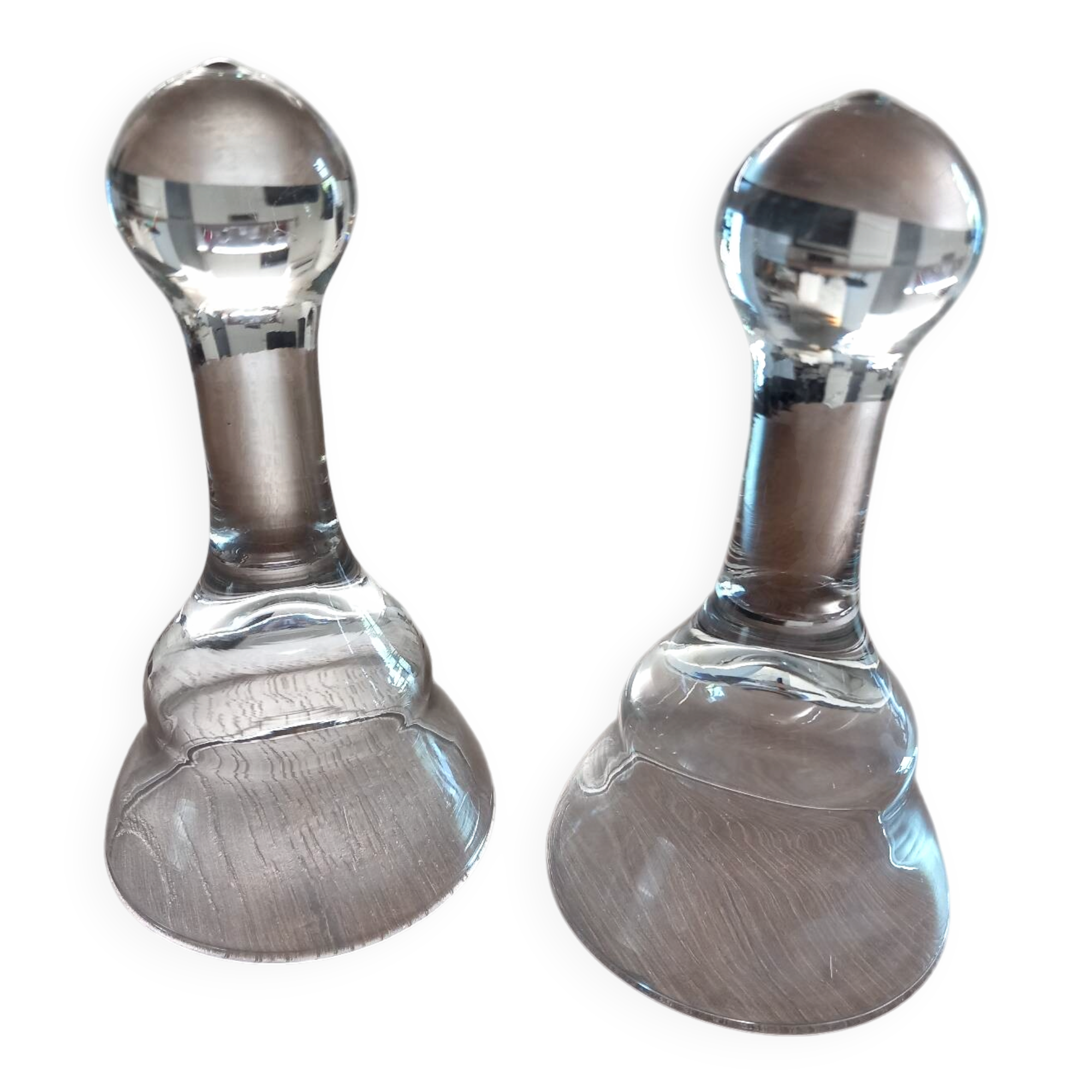 2 verres de chai pour dégustation vin