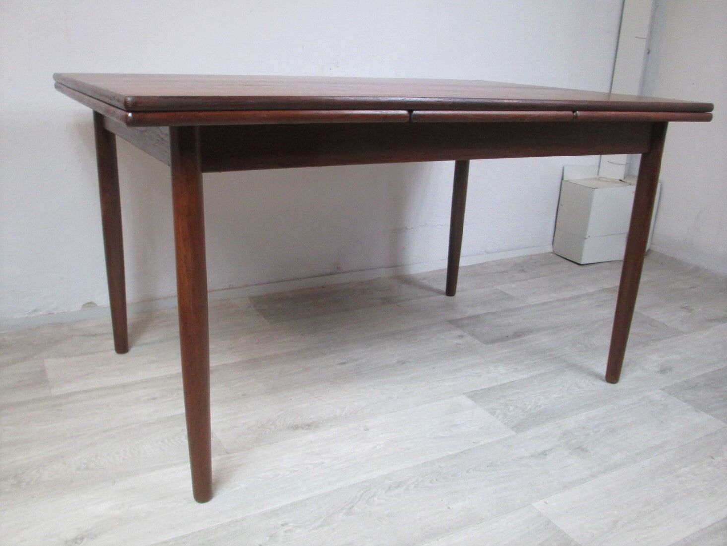 Extendable table, 1970s