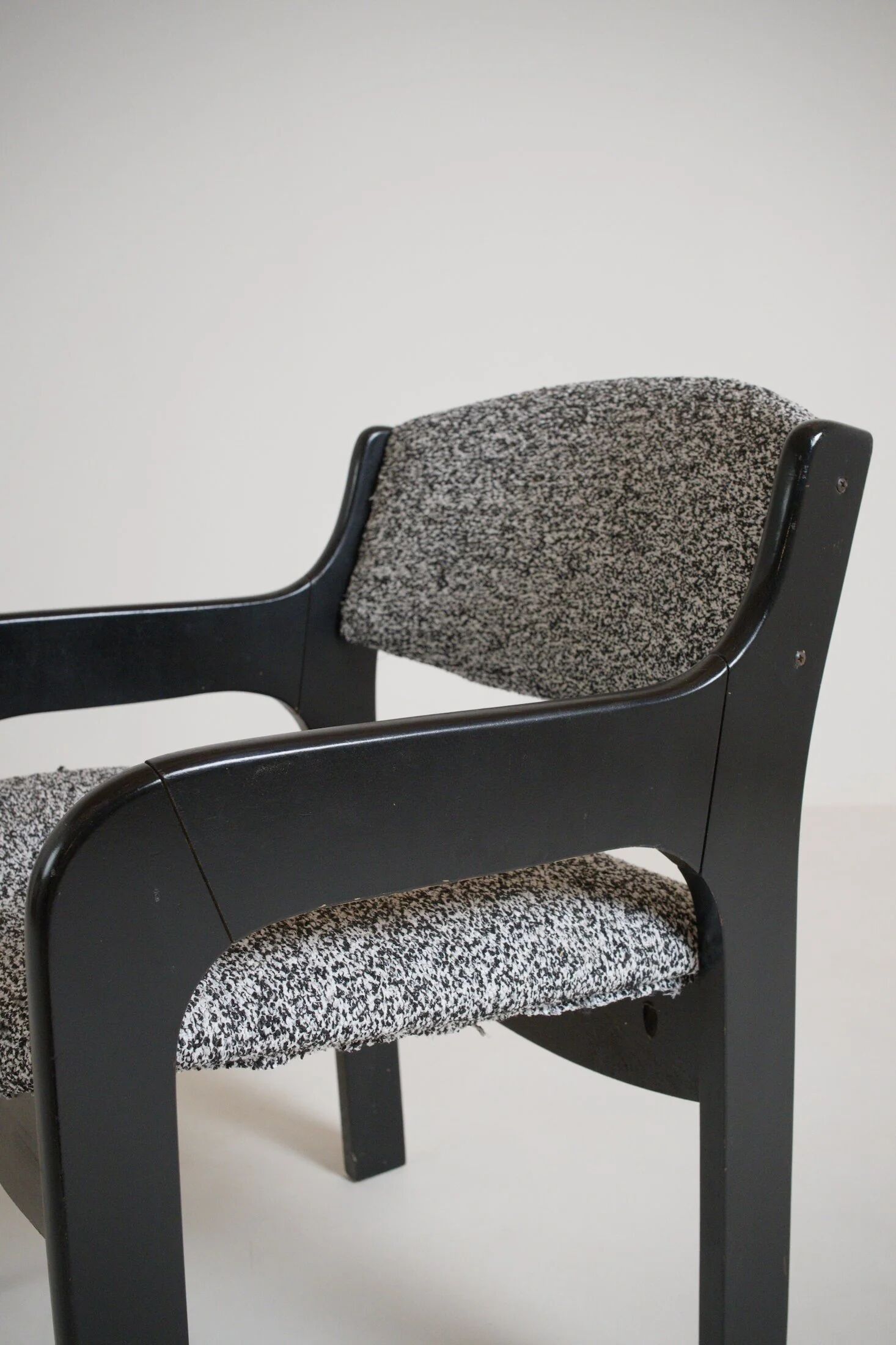 Chaise dans le goût de Eero Aarnio