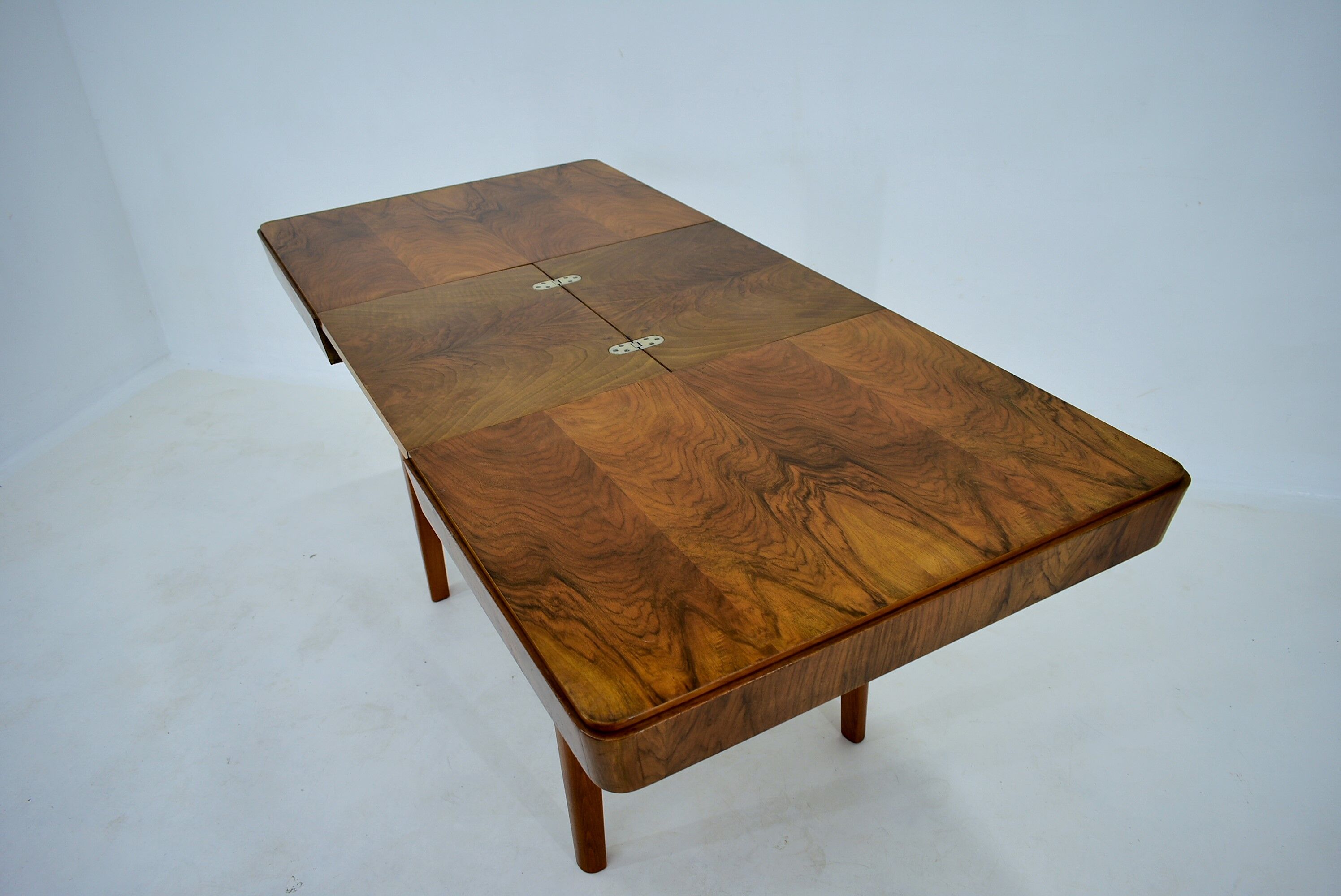 Table à manger extensible Jindřich Halabala pour UP Zavody, années 1950
