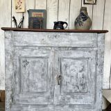 Buffet ancien patiné