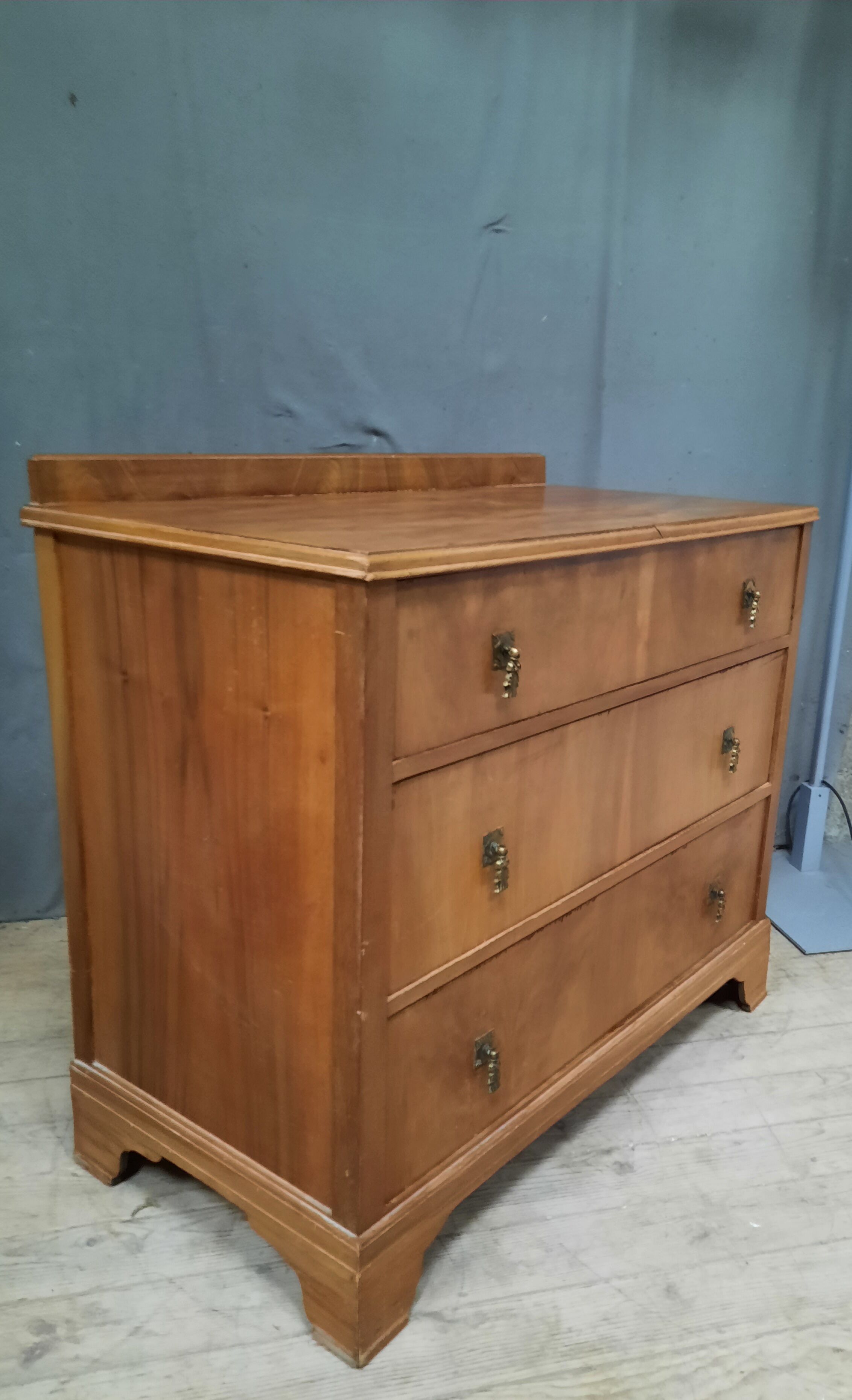 Commode vintage