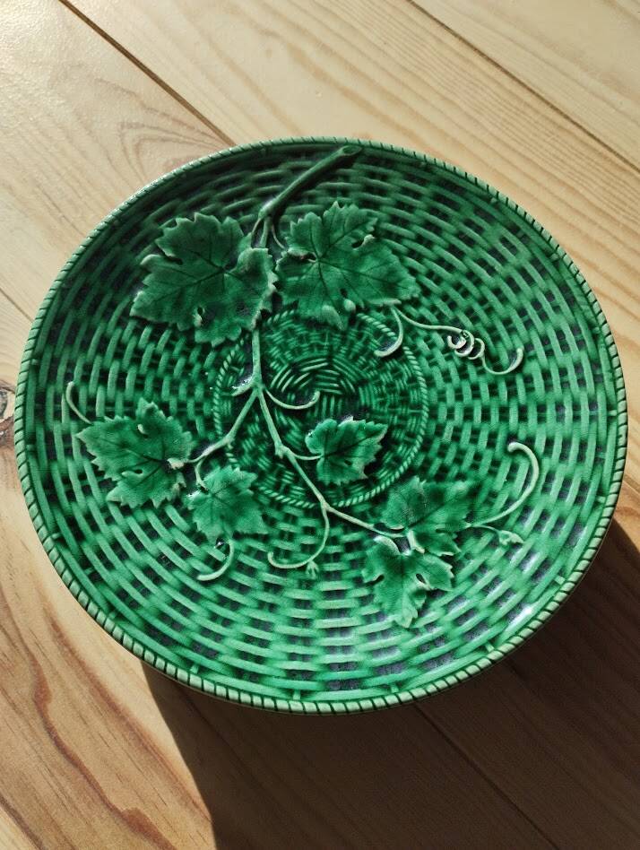 Set of dessert plates Sarreguemines – Art Nouveau earthenware, decoration