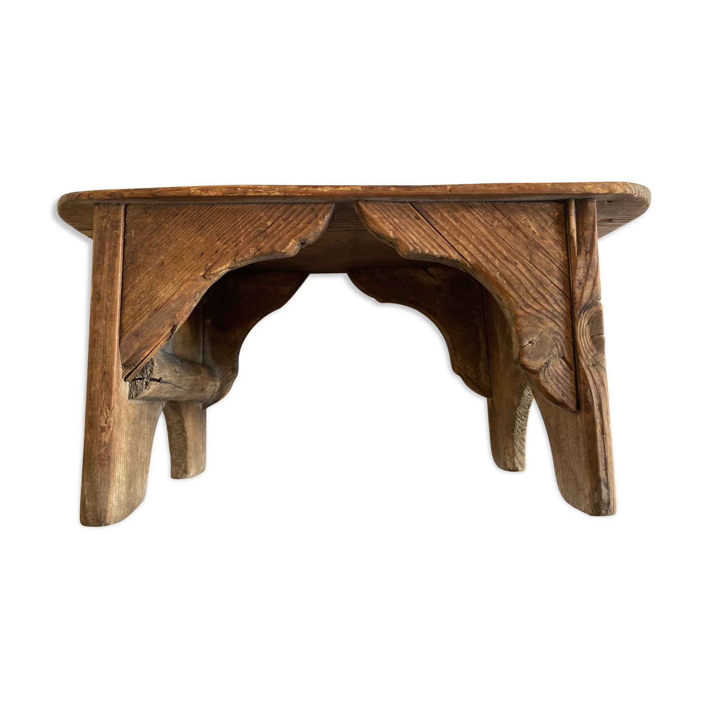 Small farm bench in pitchpin folk art 1900