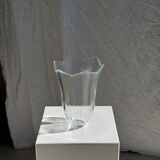 Large glass vase with stylized petal pattern H25.5