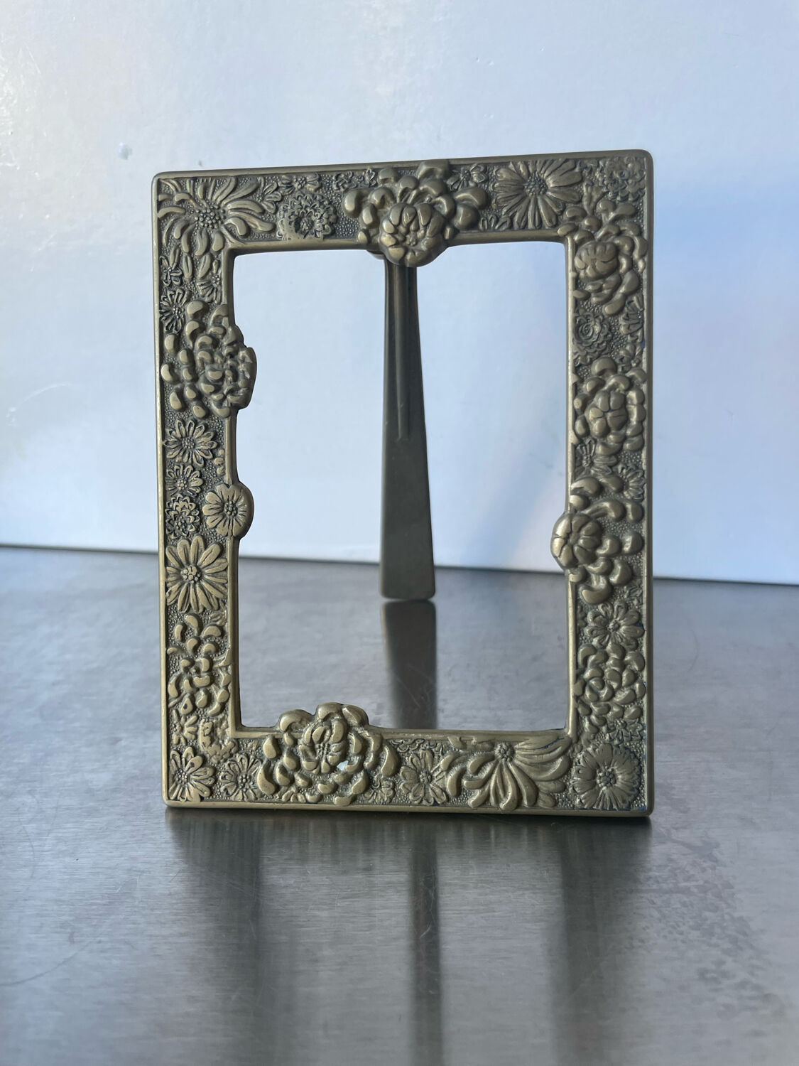 Antique Japanese Bronze Metal frame  13.5 cm x 10.5cm