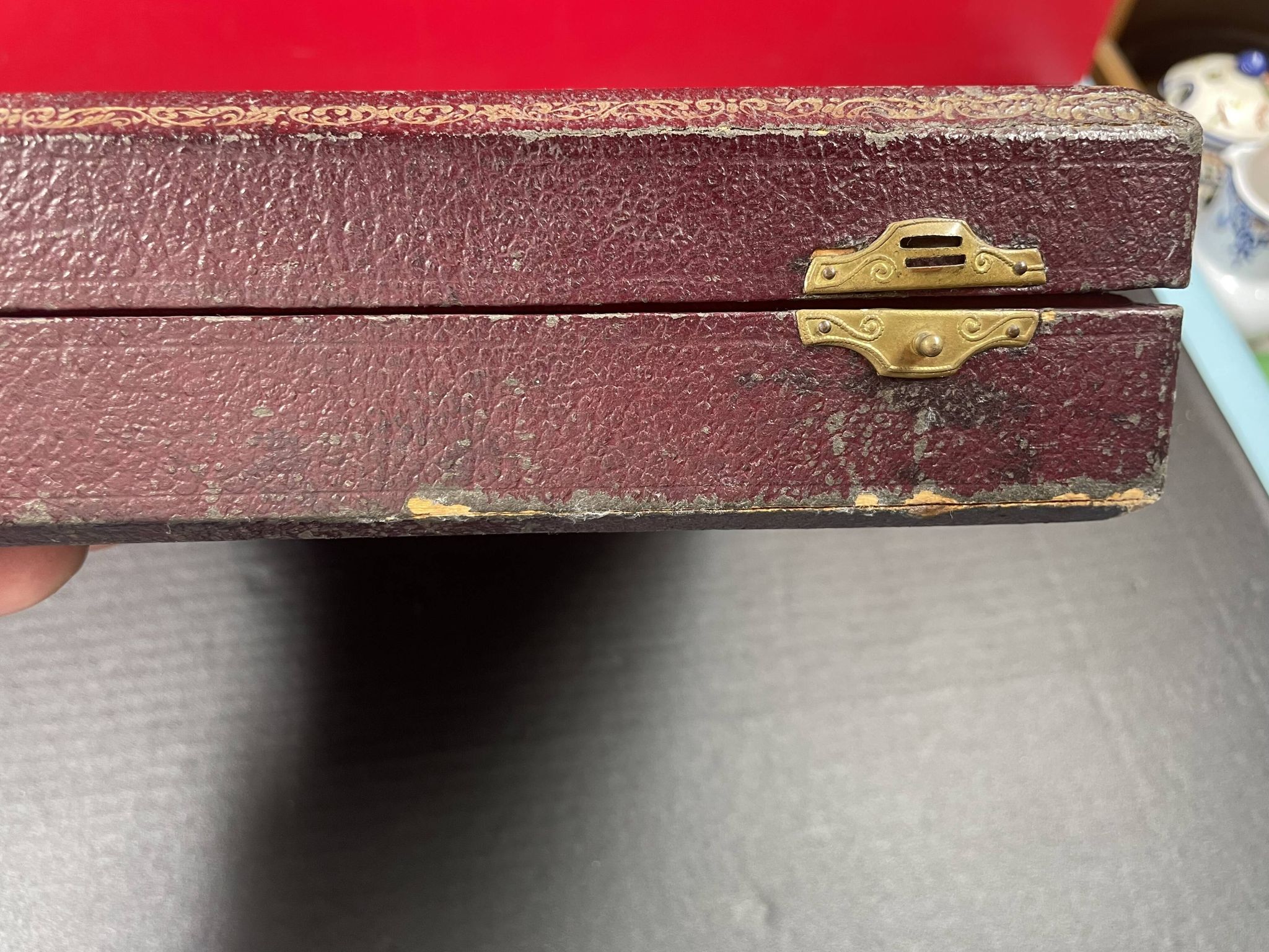 Ménagère 24 pièces grands couverts de table Cailar Bayard, Métal argenté 84