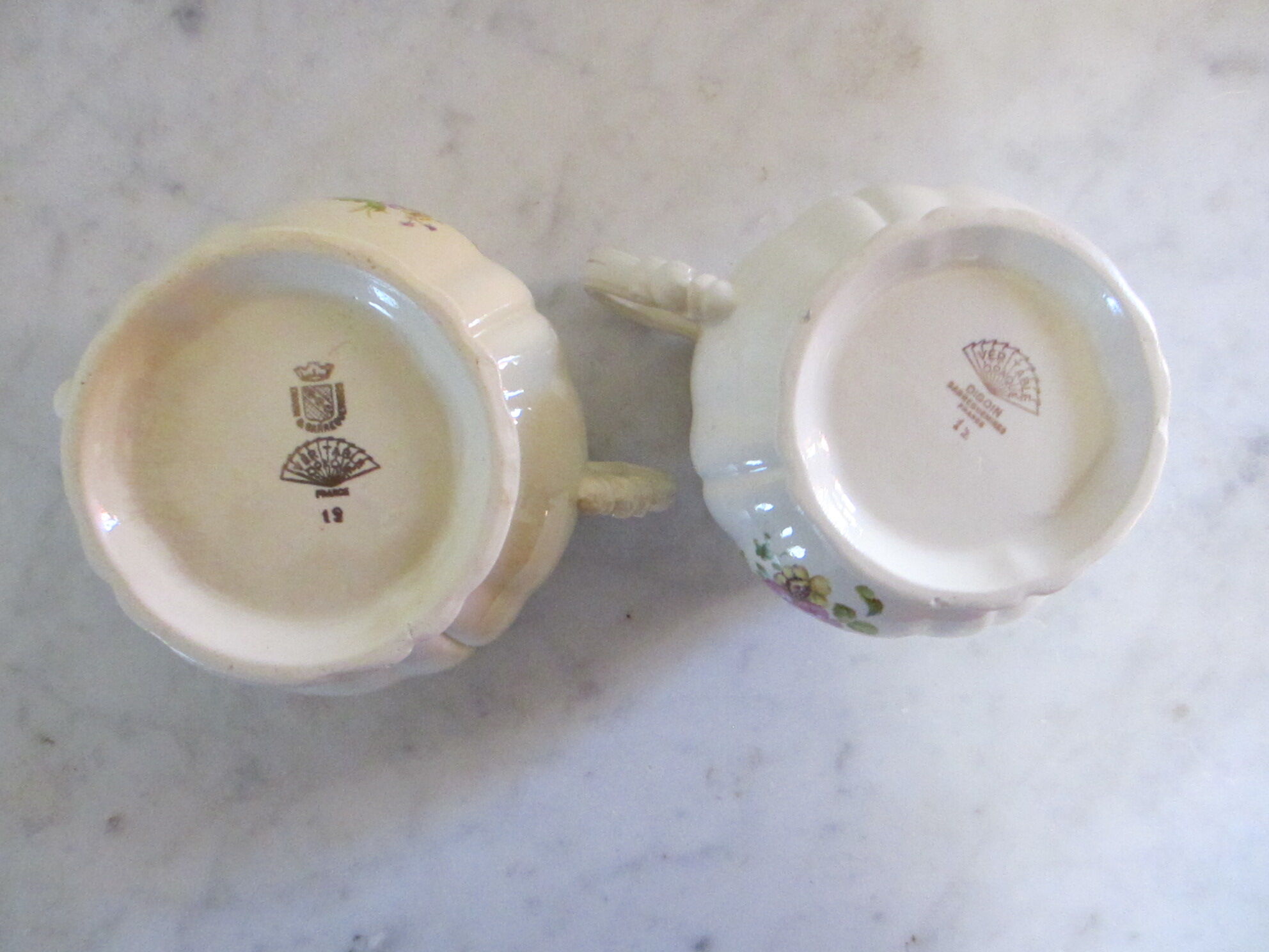 Milk pot and sugar in Digoin earthenware.