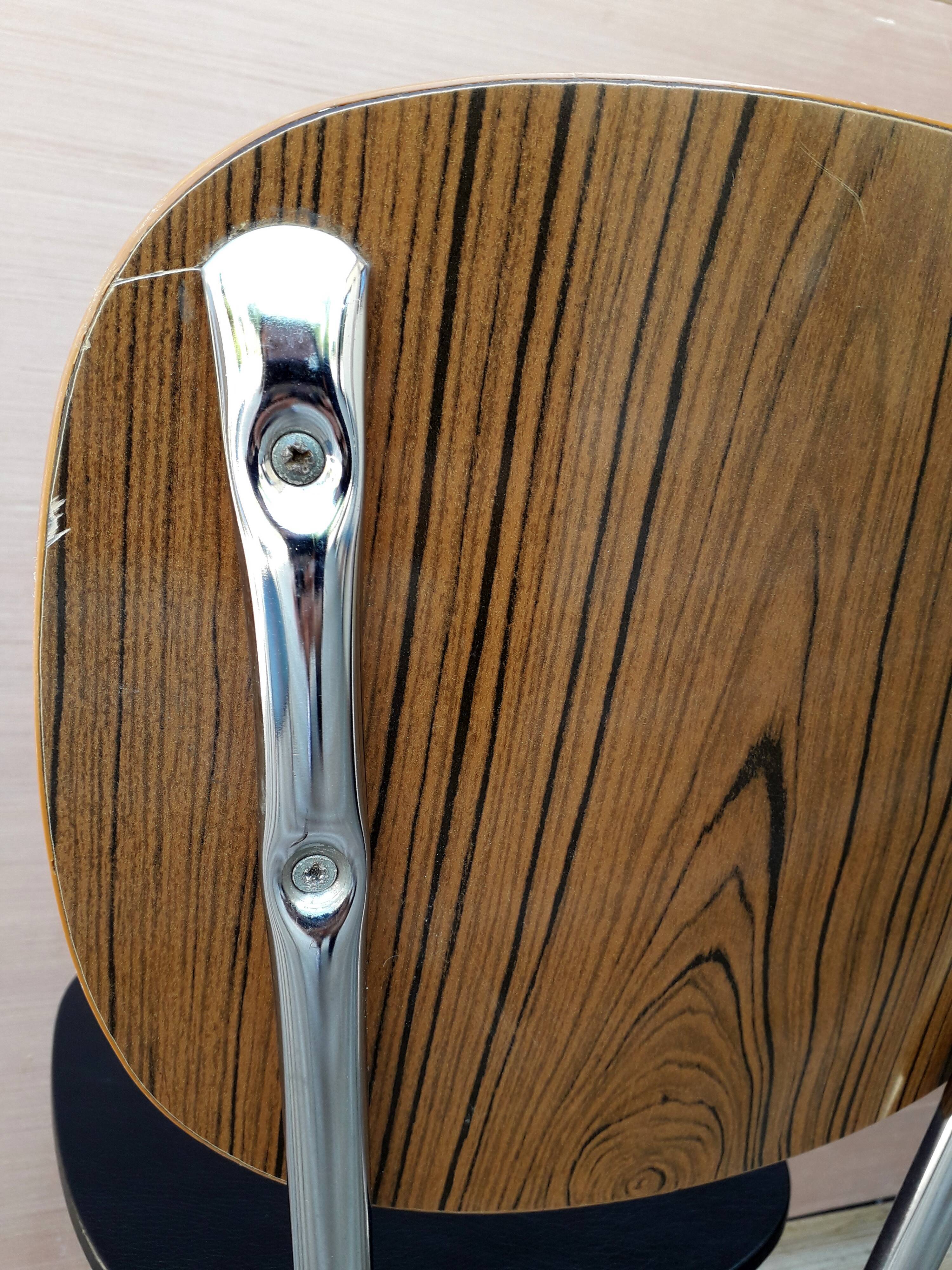 Formica and skai chair