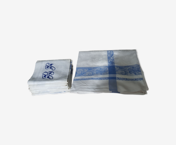 Nappe ancienne brodée