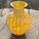 Vase en verre de clichy jaune et blanc, vintage