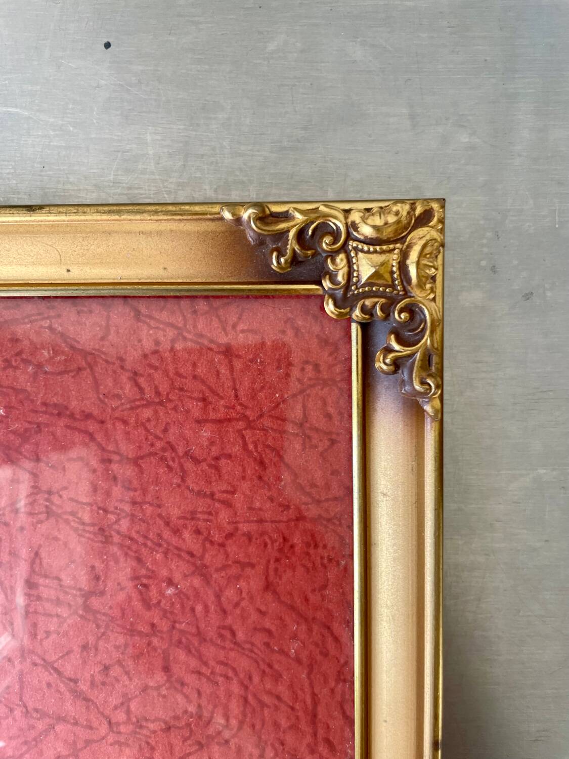 Vintage Metal Picture Frame 23 cm x 17 cm CONVEX glass
