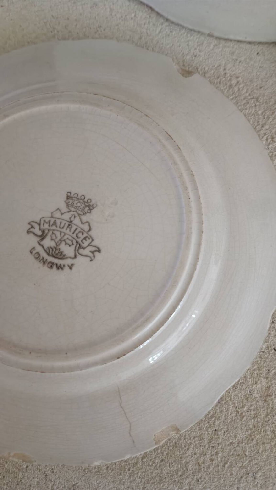 6 assiettes terre de fer Longwy