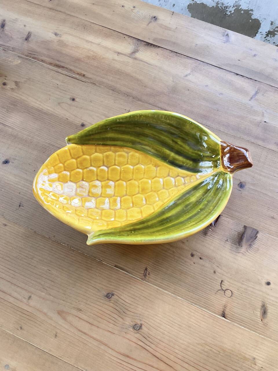 Large ceramic “corn” dish