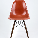 Chairs DSW charles & ray eames 1972