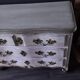 Commode blanche patinée style Louis XV