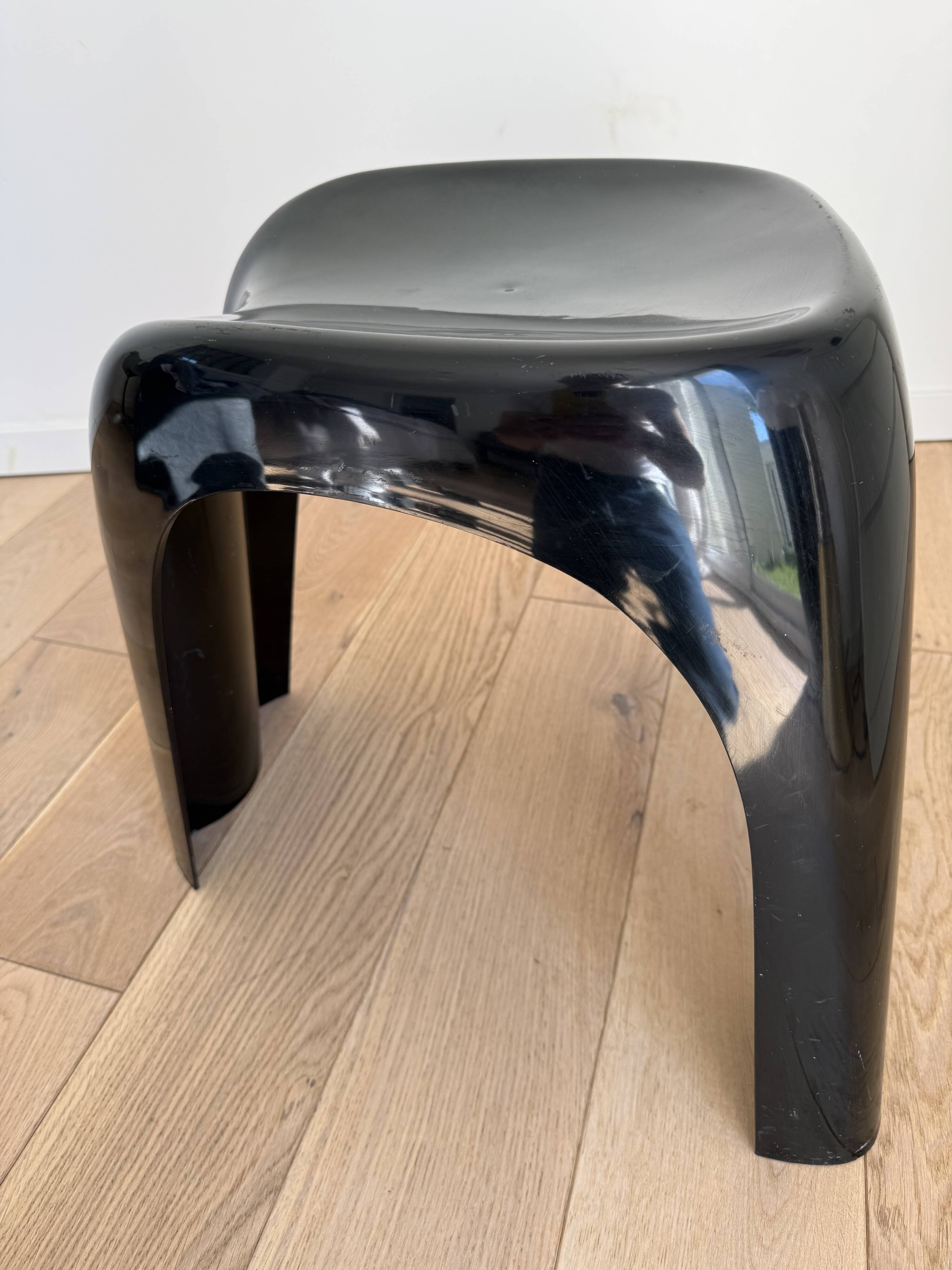 Stacki stool by Giorgina Castiglioni, Space Age, Sori Yanagi, Starck