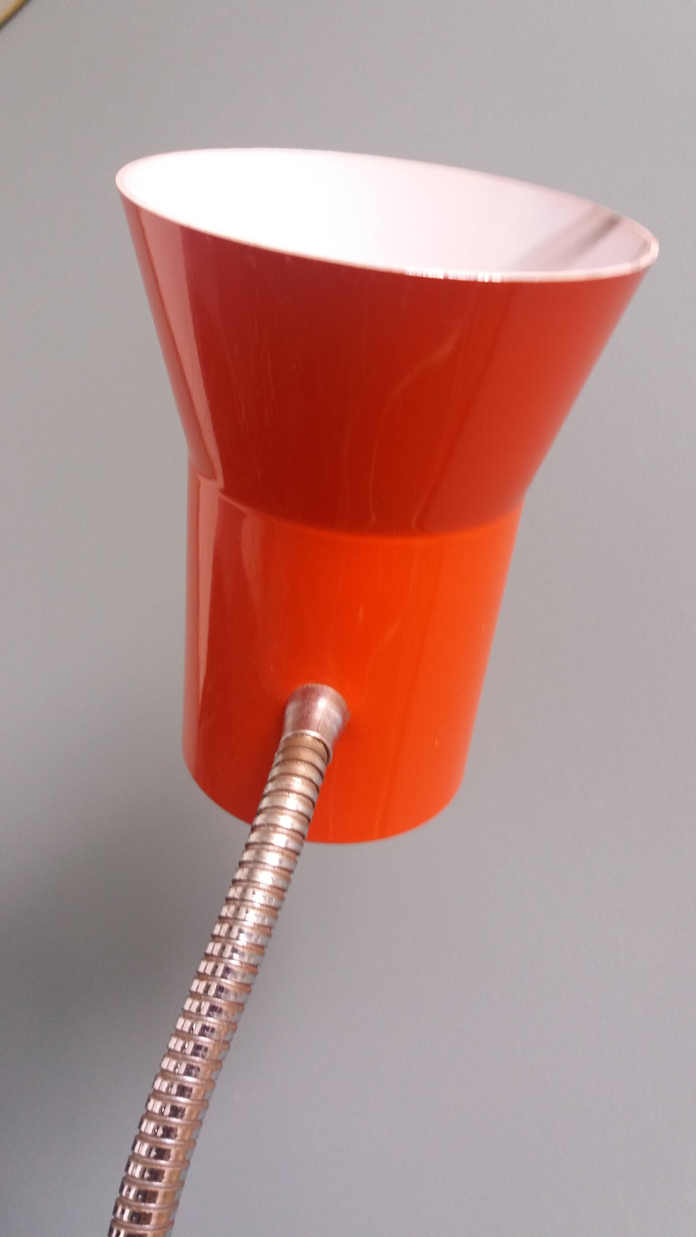 Lampe de bureau flexible années 70 orange