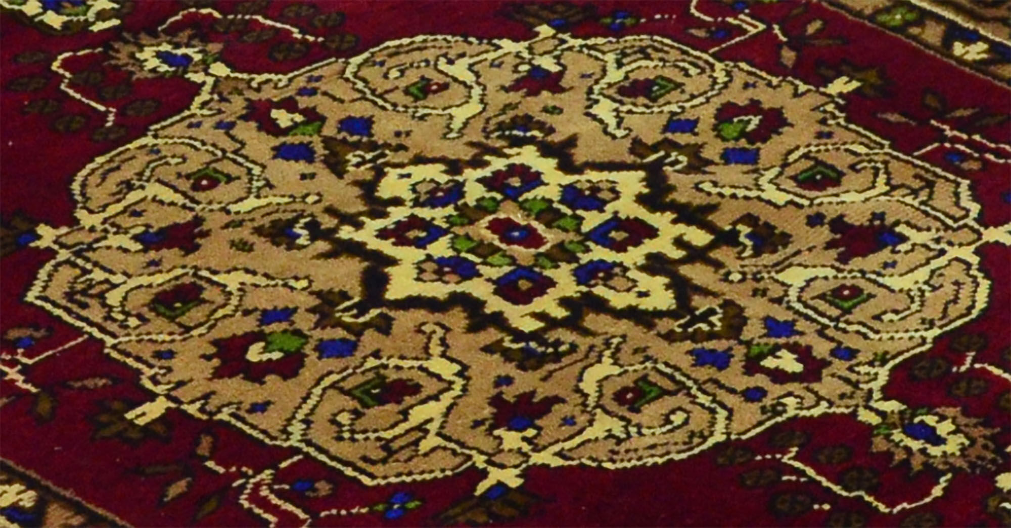 Anatolian handmade vintage rug 268 cm x 135 cm