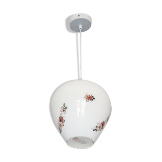 Opaline globe suspension