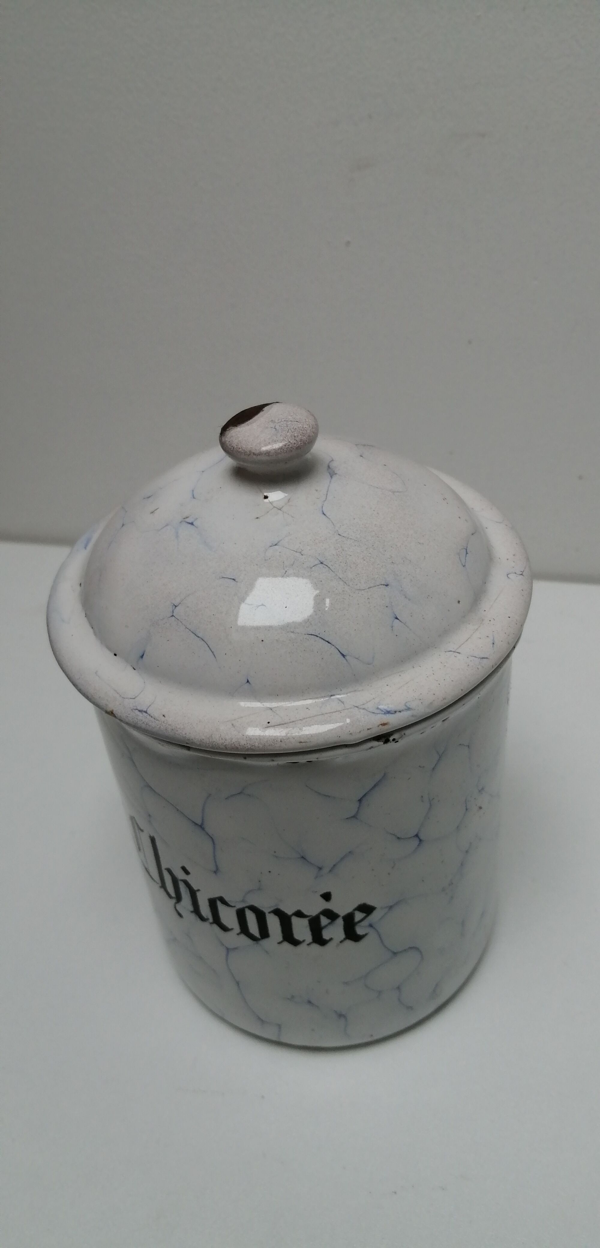 Chicory enameled pot