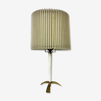 Lampe de table Moderniste par J.T. Kalmar, Autriche, Mid-Century Laiton
