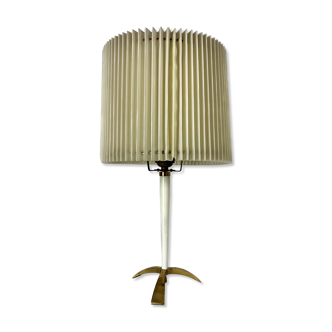 Lampe de table Moderniste par J.T. Kalmar, Autriche, Mid-Century Laiton