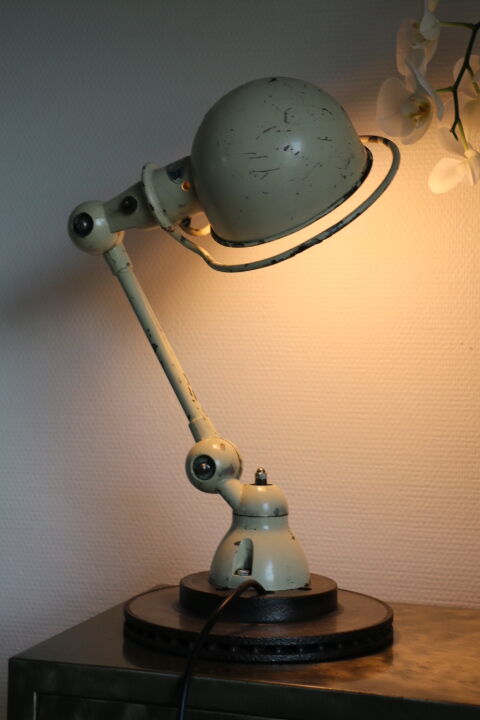 Jielde 1 white arm lamp