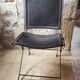 Chaise en cuir et fer forgé