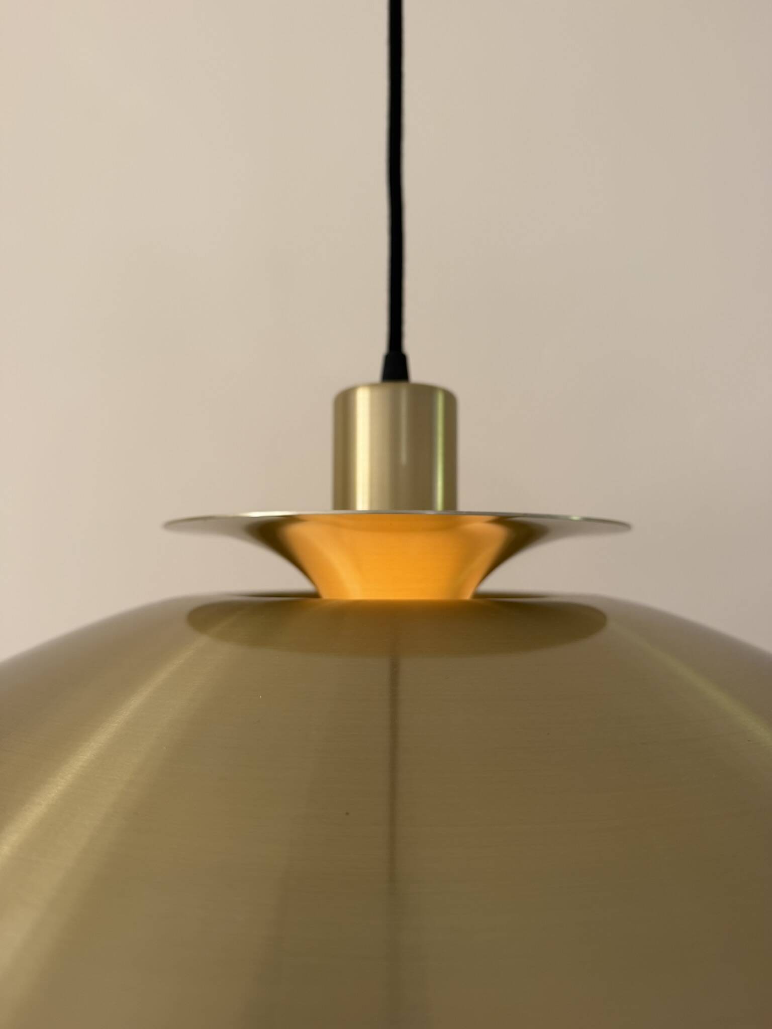 Vintage Frandsen 3012 in brass - Danish design lamp