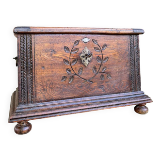 Chest In High Period Oak From XVII Eme Century