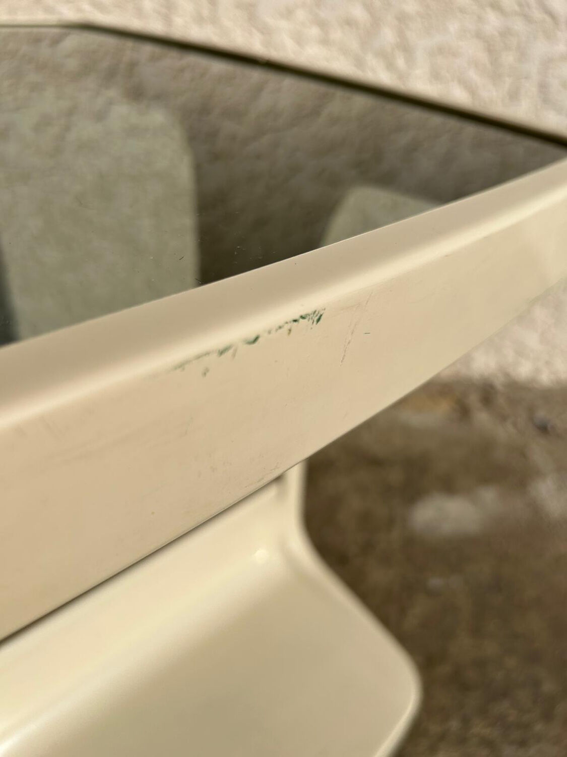 Vintage bar table / dessert