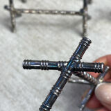 Six bamboo-patterned metal silver-plated knife rests.