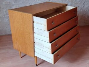 Vintage light wood chest of drawers from the 1970s.