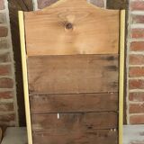 Wooden wall cabinet shelf