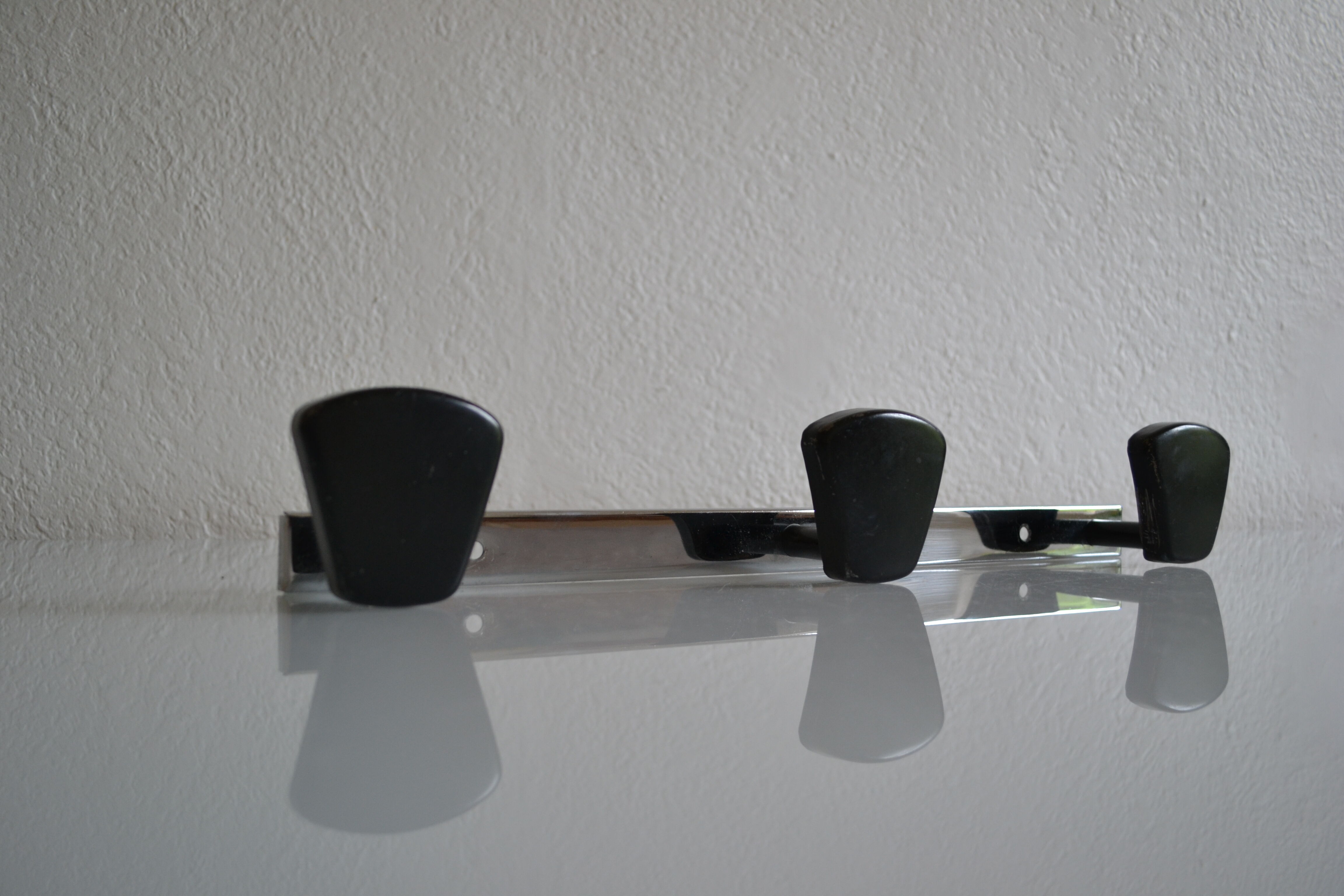 Wall coat rack with 3 hooks vintage 60's