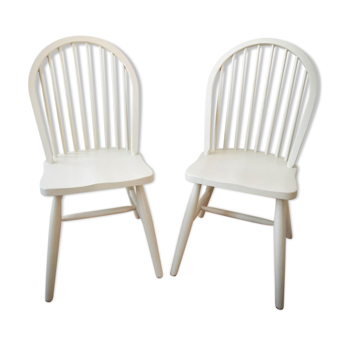 2 vintage chairs
