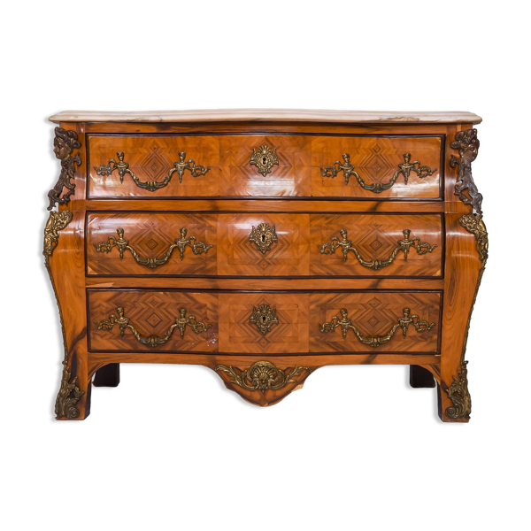 Commode tombeau de style Louis XV, XXe s.
