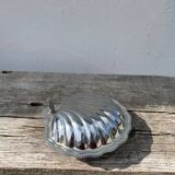 Silver-plated metal shell butter dish