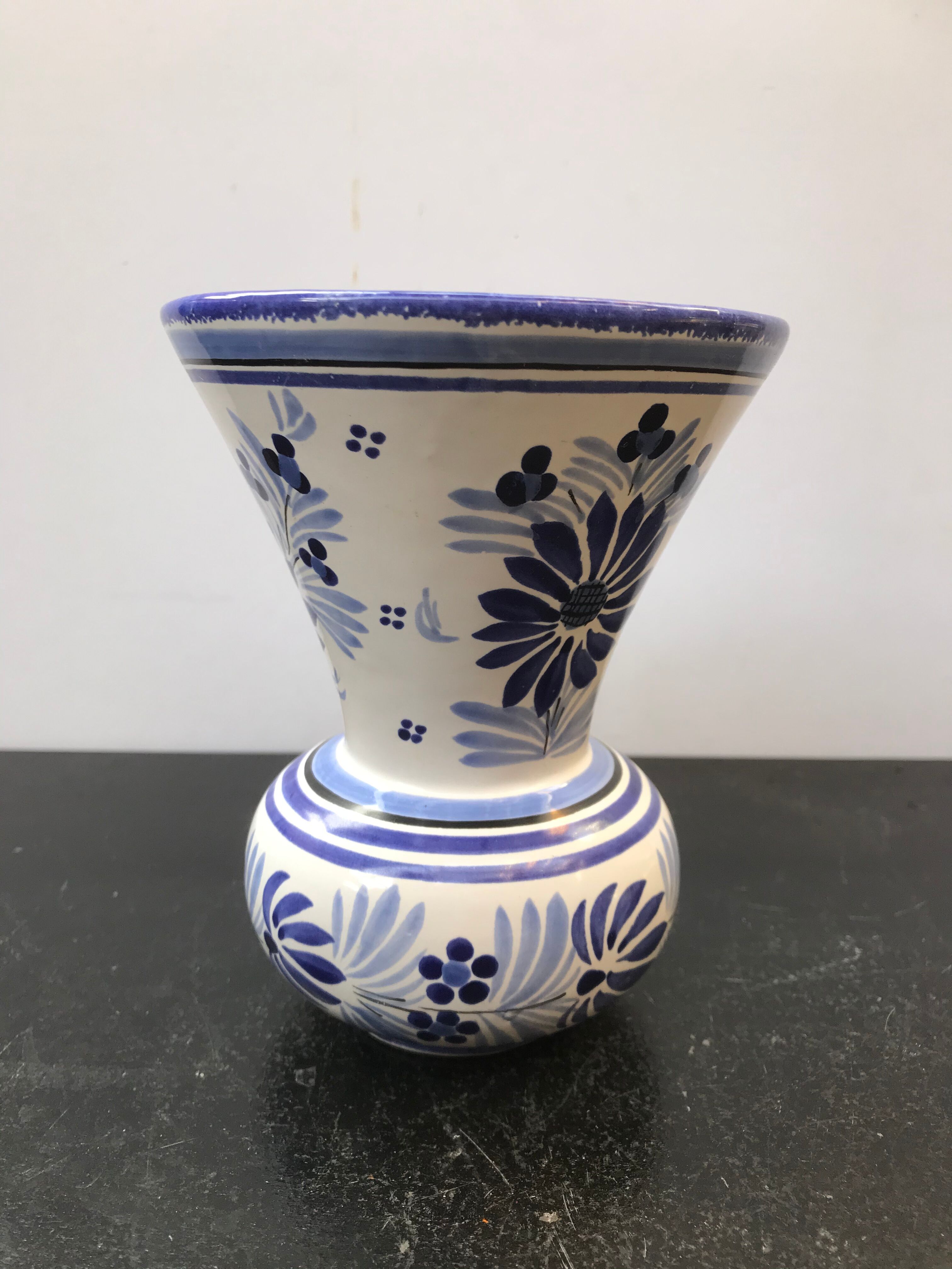 Vase quimper ceramics white vintage blue decor