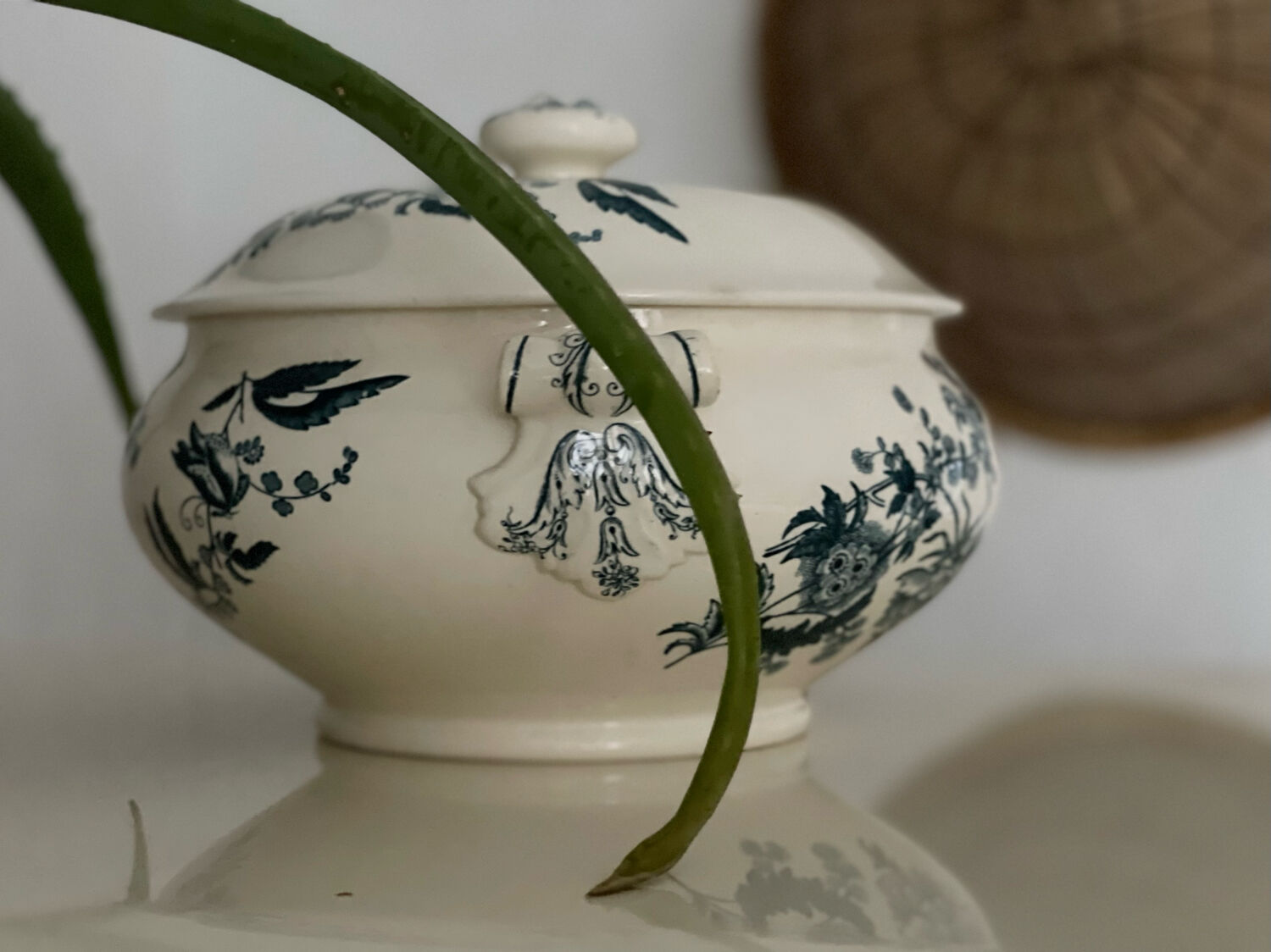 Longwy iron earth tureen