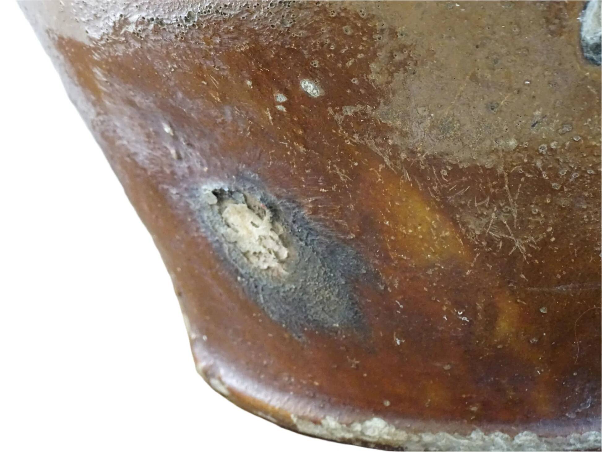 Céramique ancienne française en orjol ou cruche à glaçure rouge et jaune