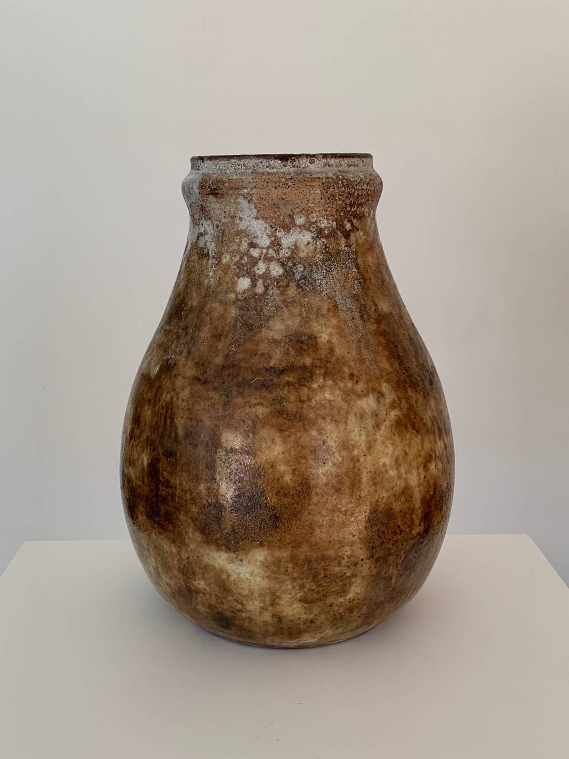 Vase signed Kostanda Vallauris