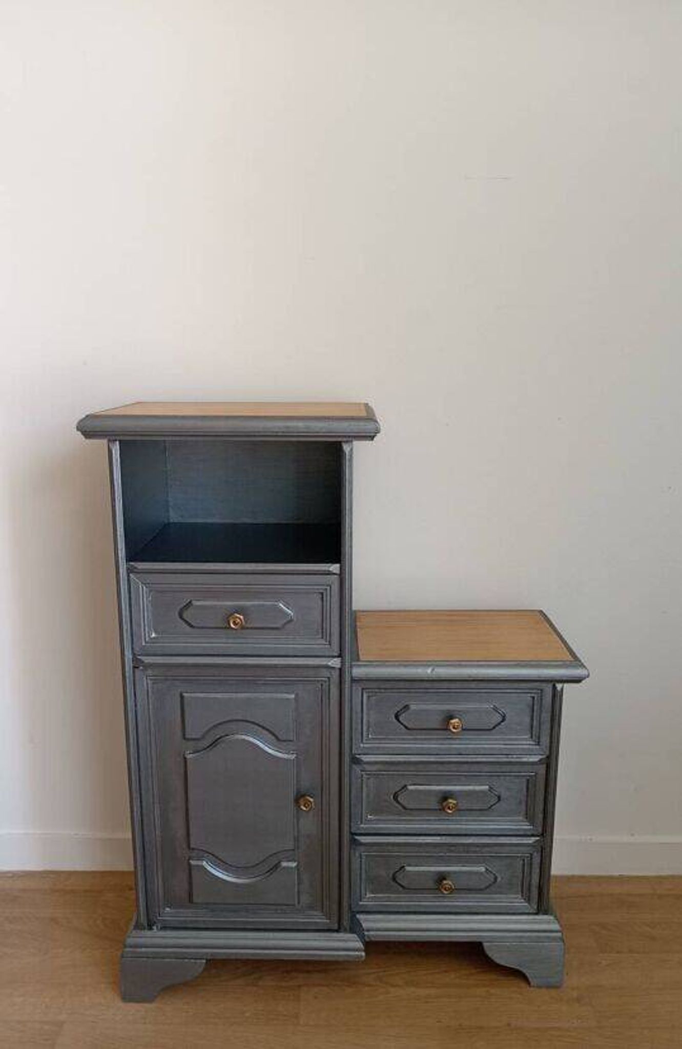 Occasional furniture