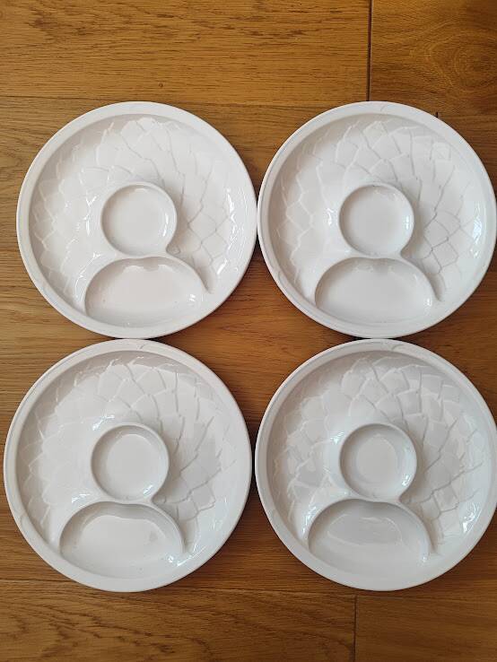 New! 1960/80 Salins / 4 Large Artichoke Plates / white