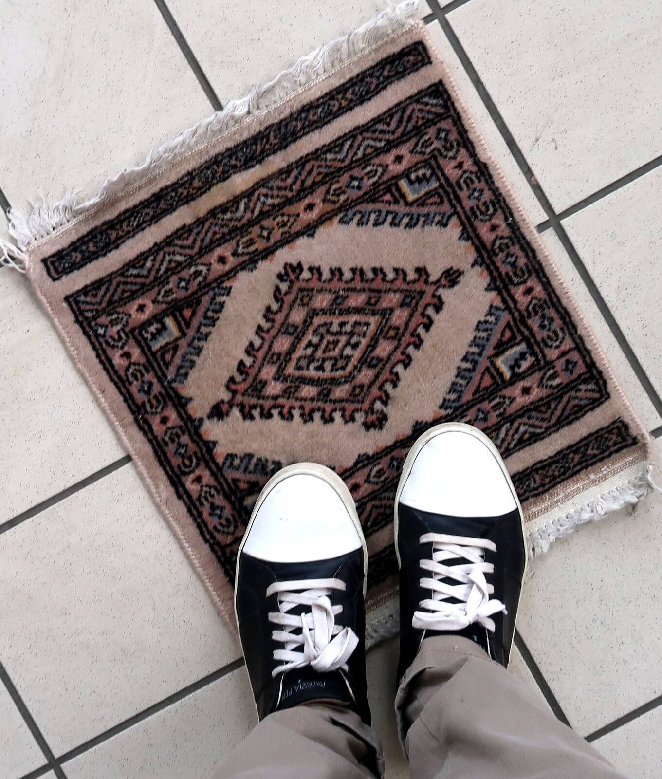 Tapis vintage fait main Boukhara – 39 x 42 cm – Design traditionnel