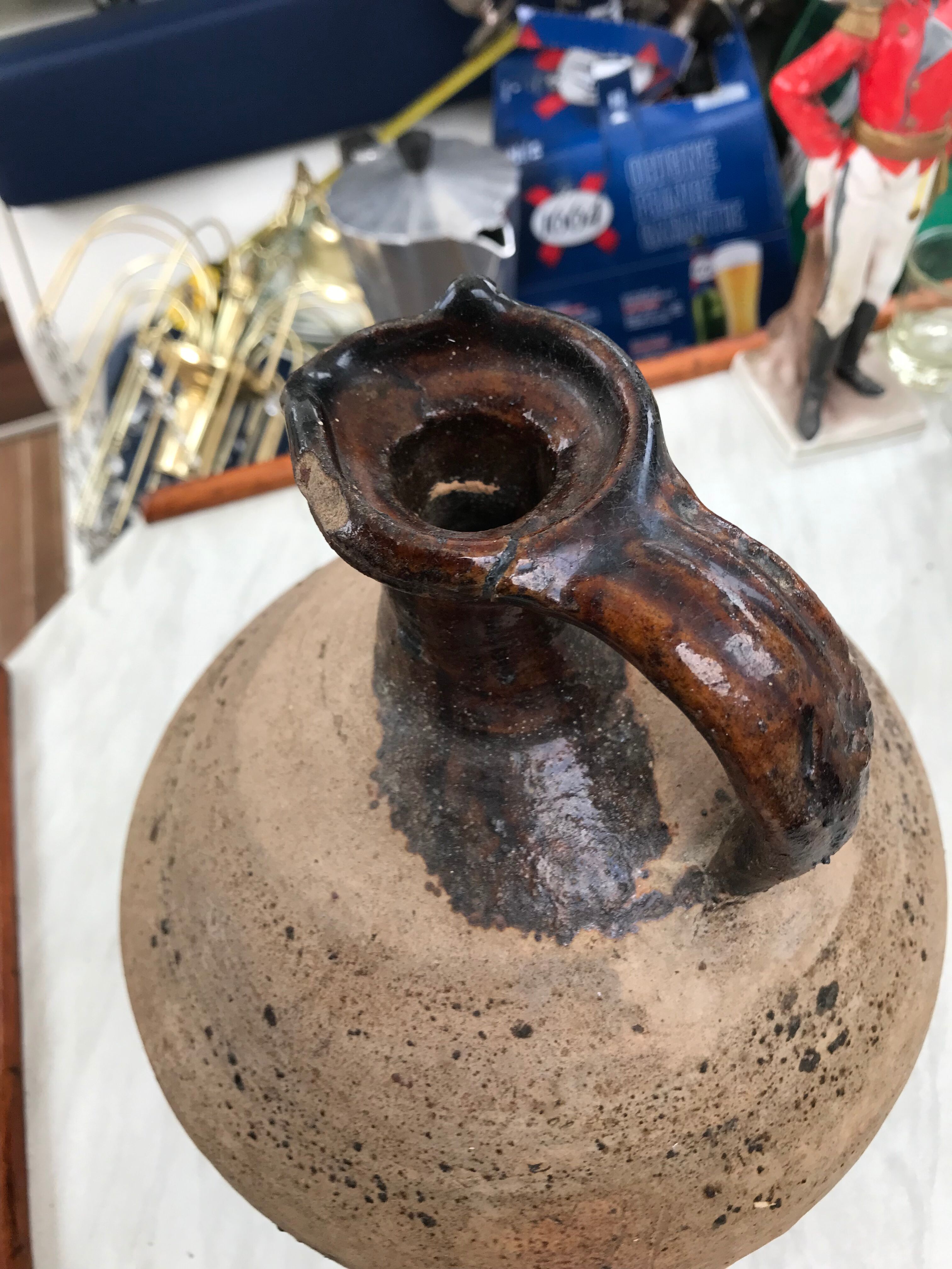 Nineteenth century sandstone pourer