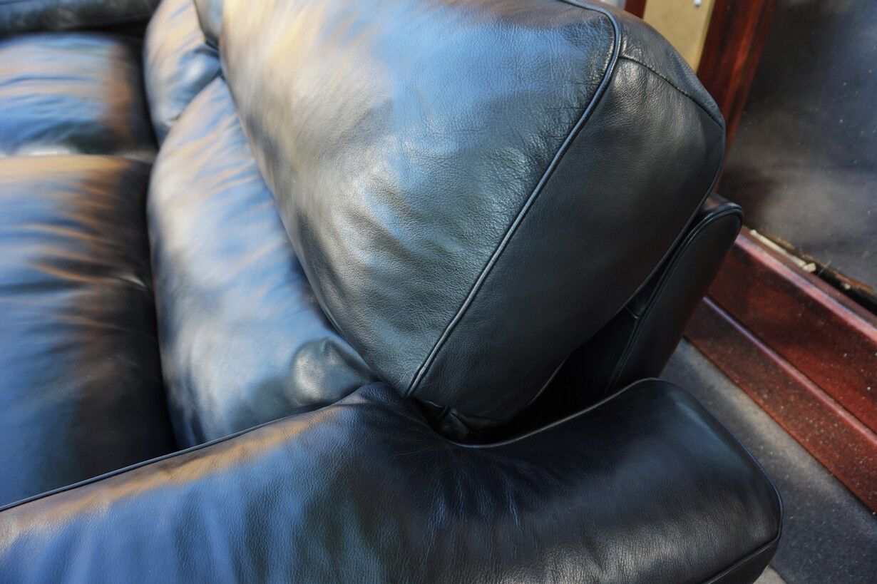 Black Leather Sofa by Tito Agnoli for Poltrona Frau, Italy, 1980s