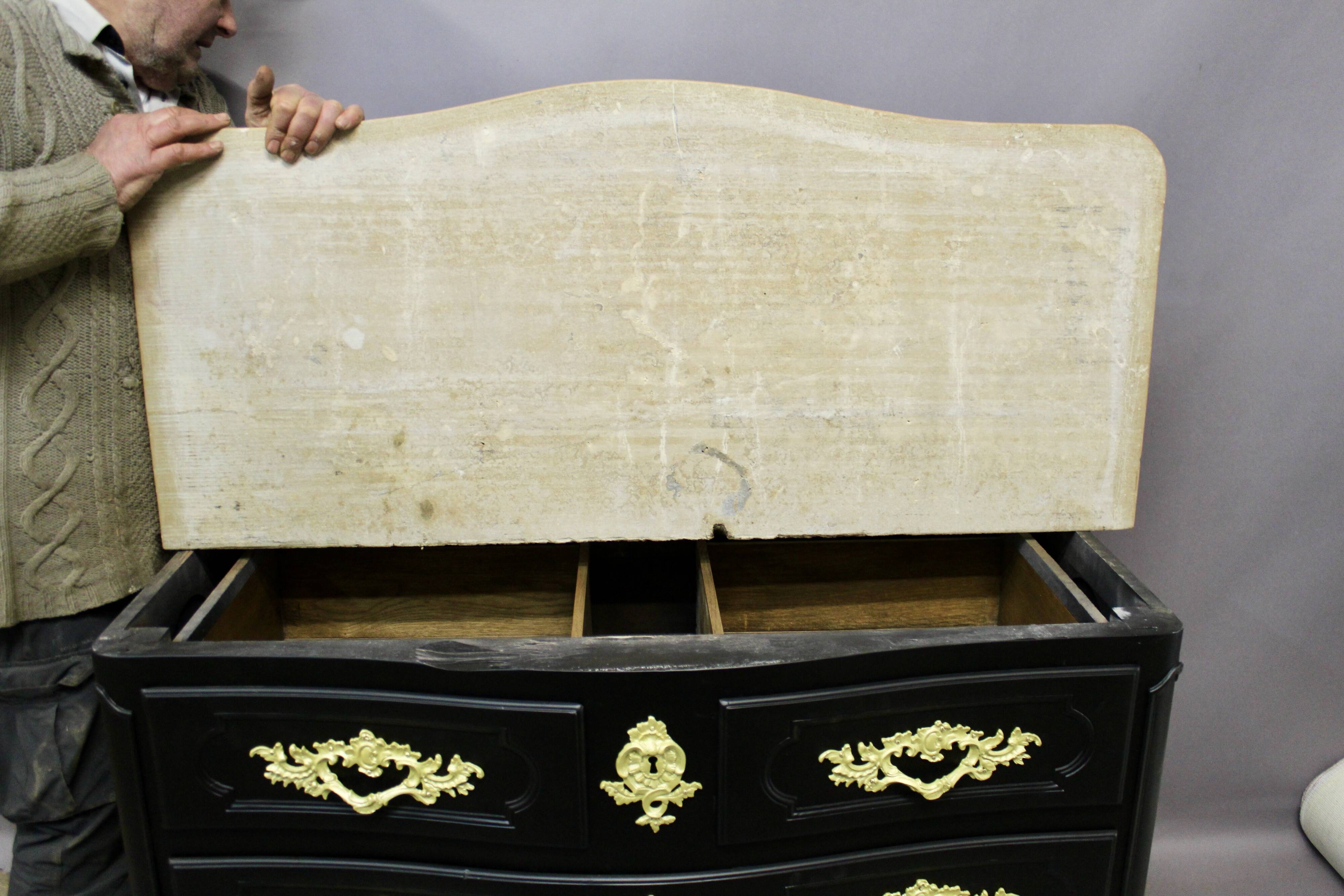 Curved Chest of Drawers in Black Lacquered Finish